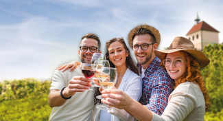 VINOBRANÍ na Vinici sv. Kláry – Víno, burčák, živá hudba