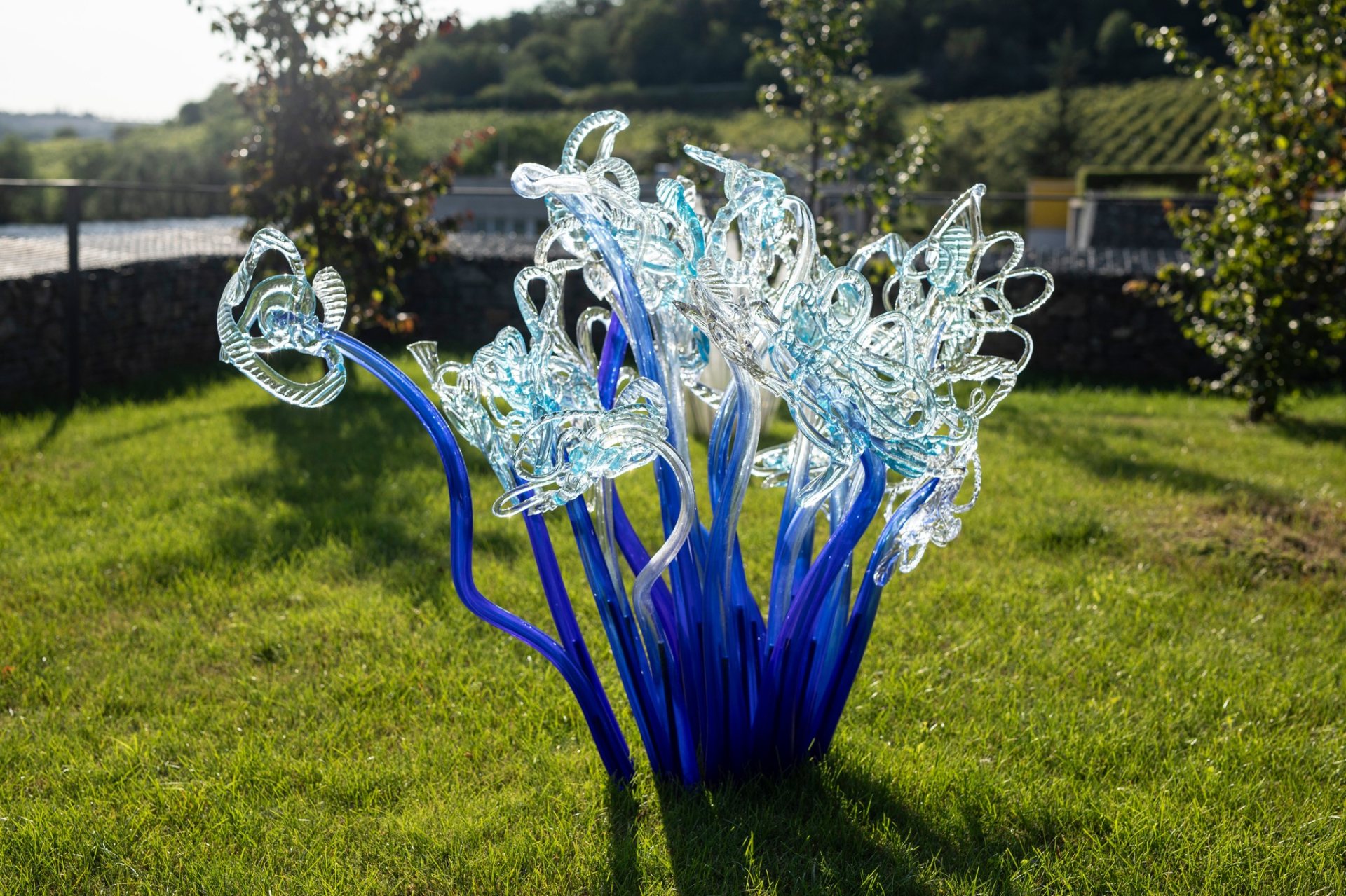 CRYSTAL GARDEN I Light and Glass in Fantastic Installations Botanická